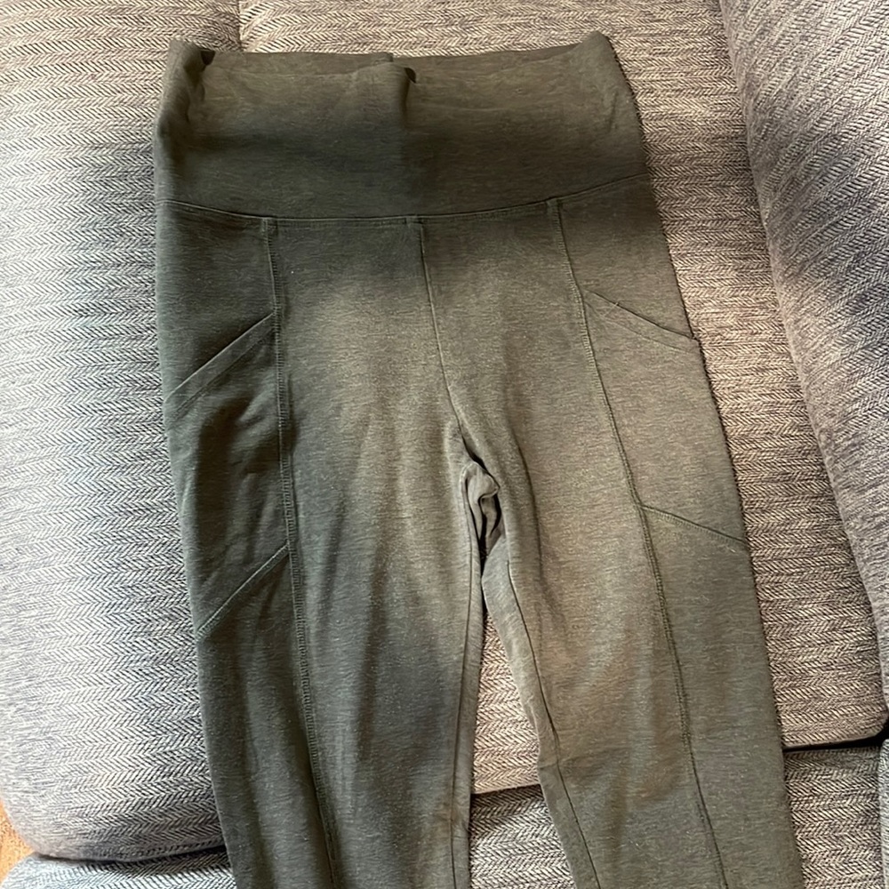 Victoria Secret Olive Green Legging with side pockets